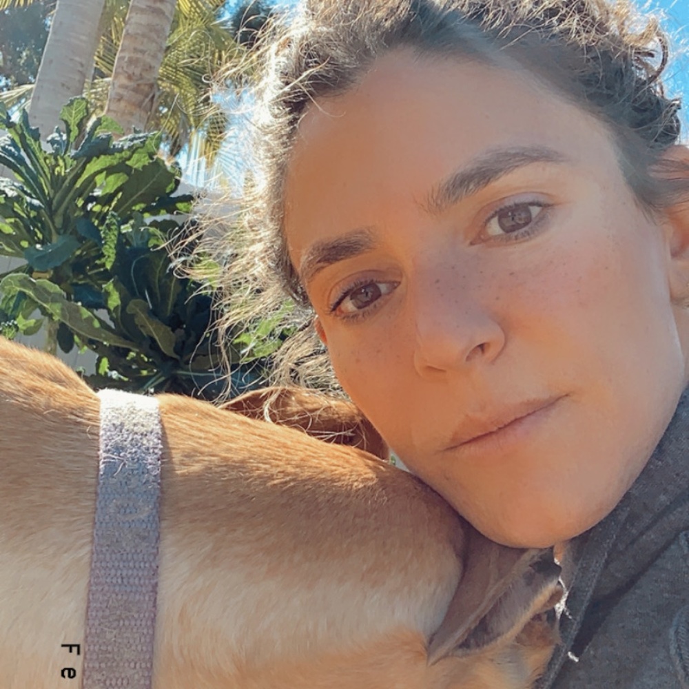 Meet your Posher, Flavia